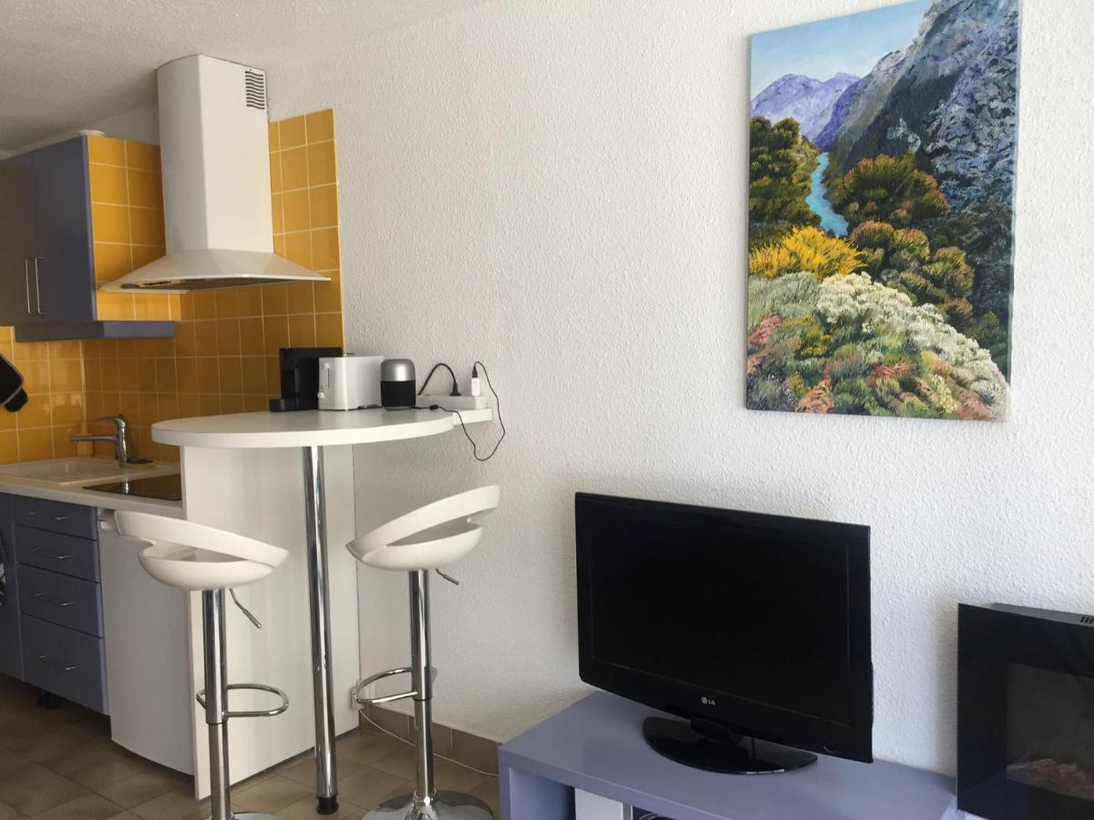 Studio 127, Vue Mer Et Piscine, Port Santa Lucia Saint-Raphaël Buitenkant foto