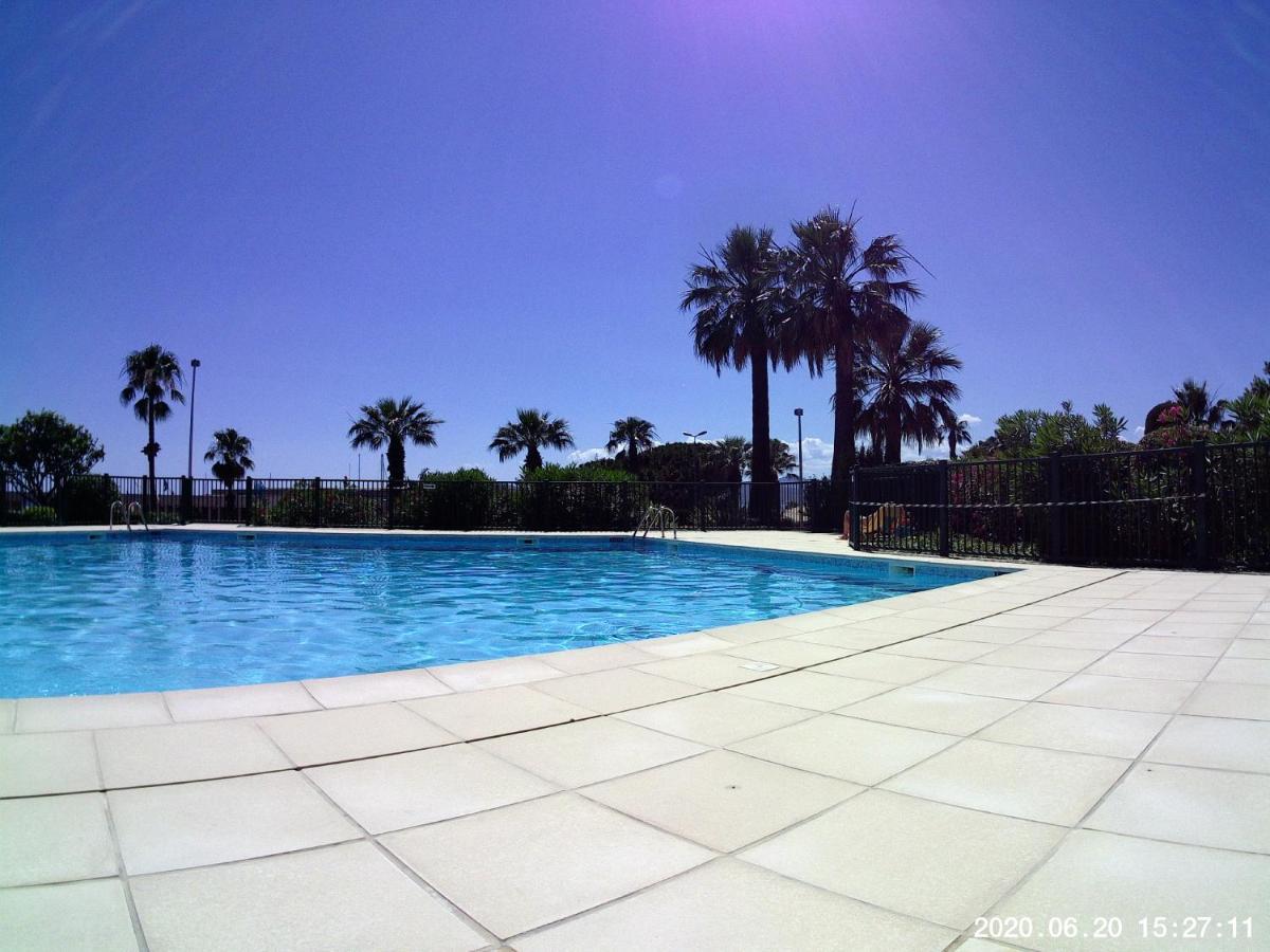 Studio 127, Vue Mer Et Piscine, Port Santa Lucia Saint-Raphaël Buitenkant foto