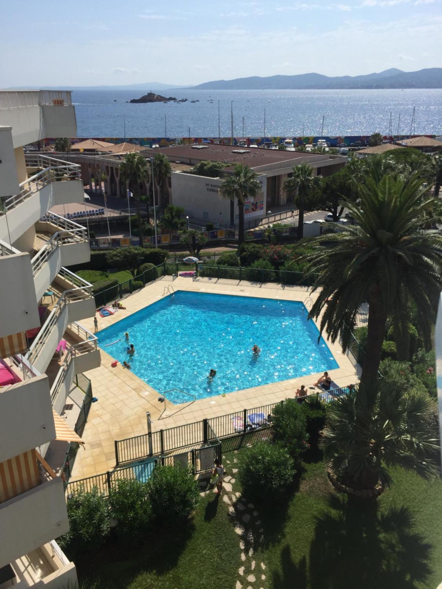 Studio 127, Vue Mer Et Piscine, Port Santa Lucia Saint-Raphaël Buitenkant foto